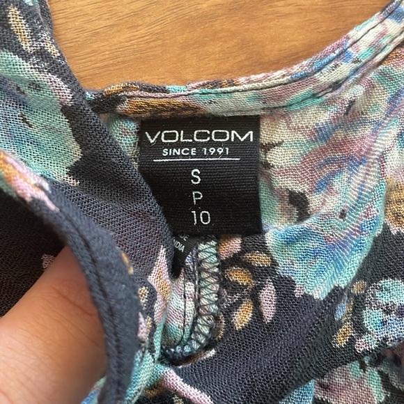 Volcom Floral Sundress - Picture 3 of 4